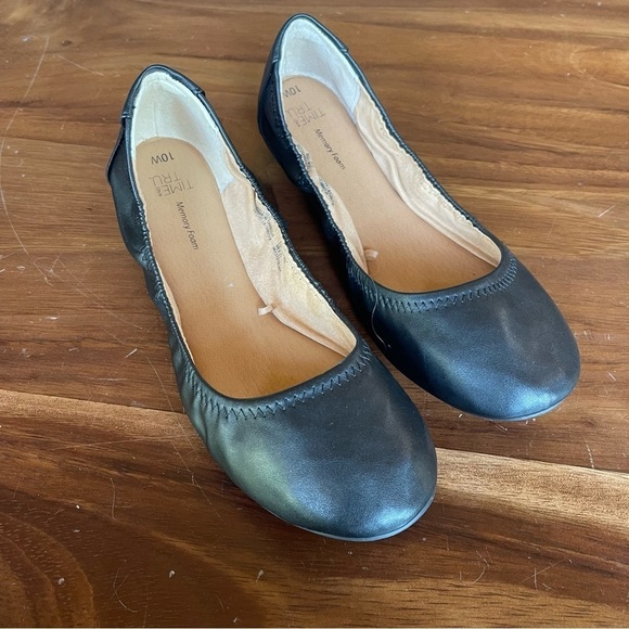 Time and True memory foam ballet flats size 10 W black bought but never worn. - Picture 1 of 7